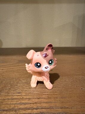 Peach Small Pet Figurine Decorative Collectible